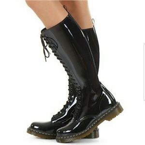 Dr. Martens 20 eye boots combat gloss Dr.Martens